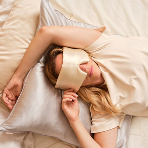NUIT DE SOIE™ - Masque sommeil 3D en soie de mûrier